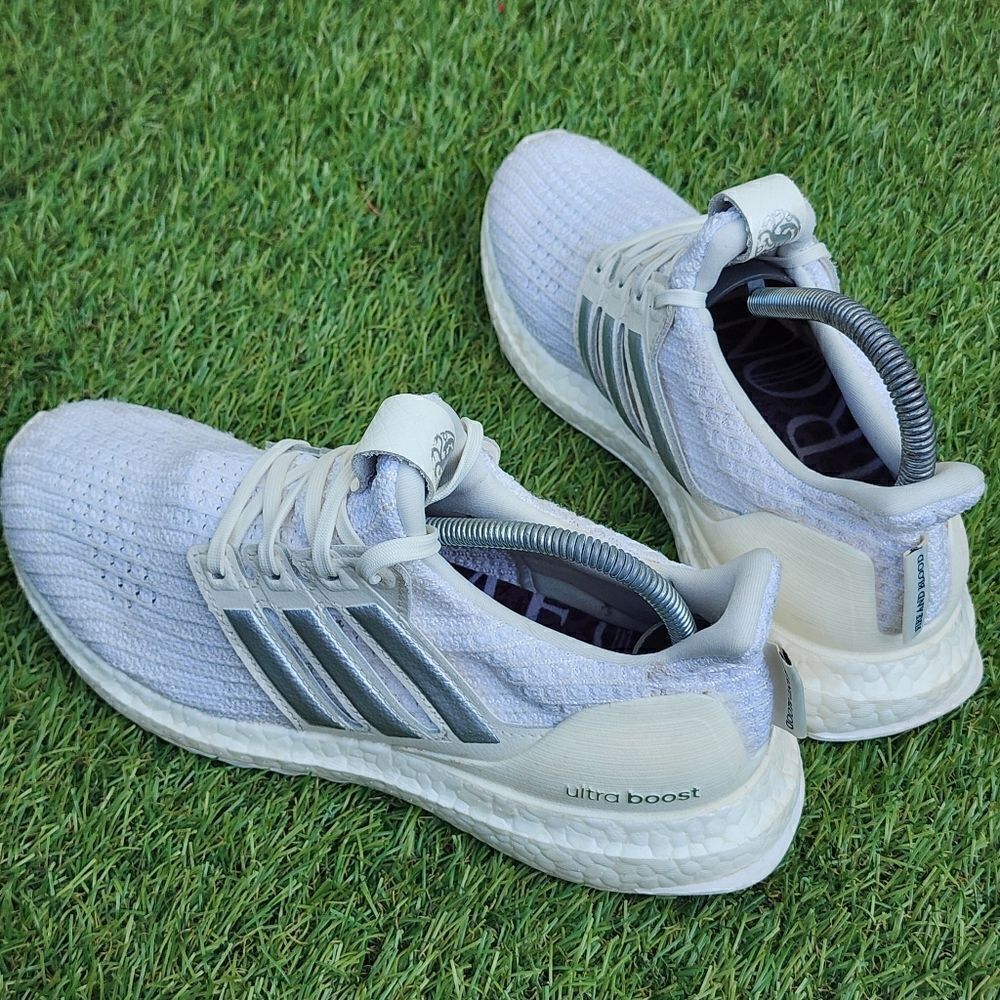 ADIDAS ULTRABOOST x GOT - Womens Athletic Shoes - SIZE 7 - Picture 4 of 9